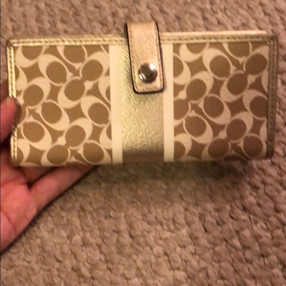 Coach wallet